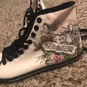 Coach Leatherware Size 8 Sneakers